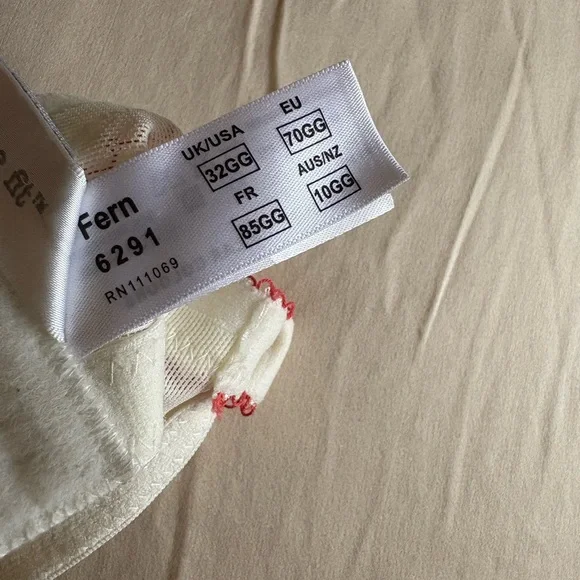 Panache Red and Purple Floral Bra - Picture 3 of 3